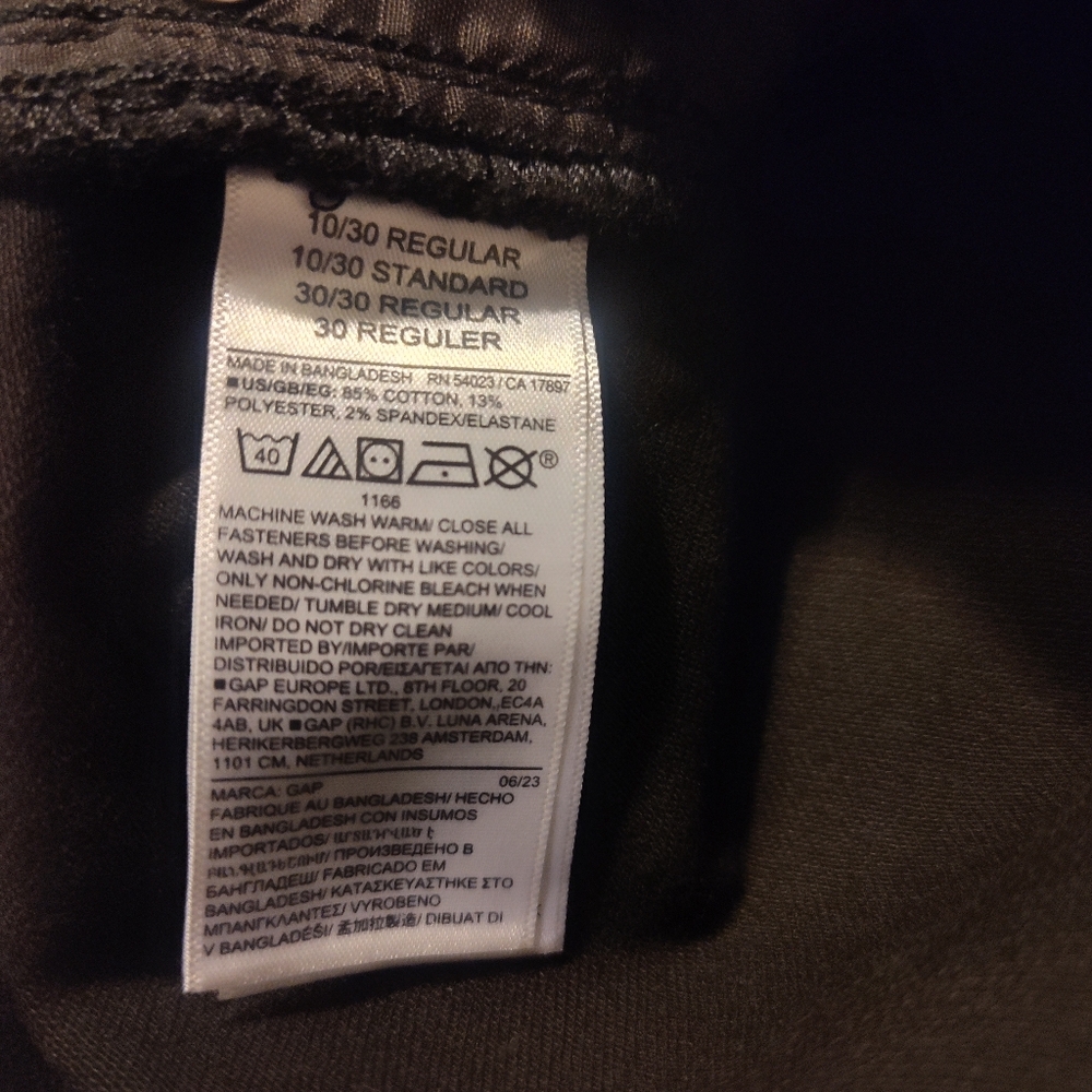 New Gap Jeans Size 10 /30 Black Classic Straight Stretch Mid-Rise 5-pocket Denim - Picture 8 of 11